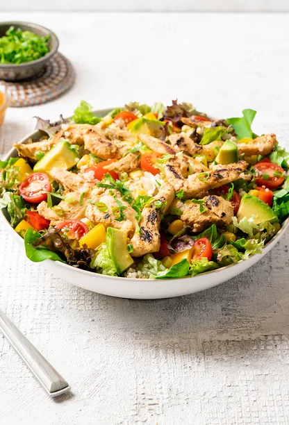 Chipotle Chicken Super-Salad